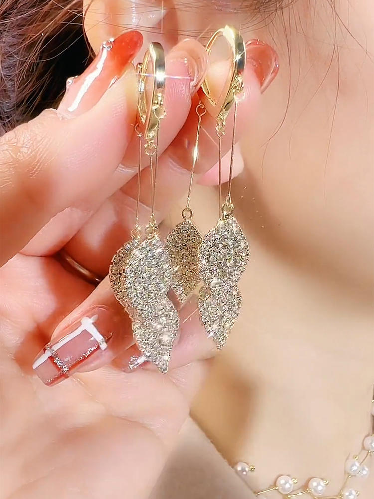 Fashionable And Elegant Long Leaf Tassel Earrings Women's Accessories