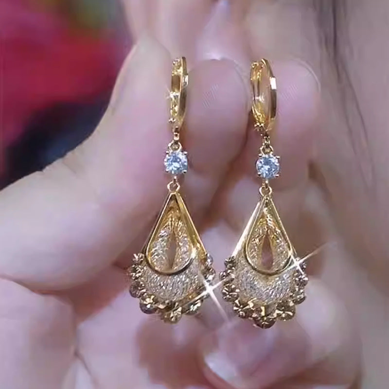 Fashion Gold Wire Mesh Coffee Color Crystal Water Drop Earrings For Women