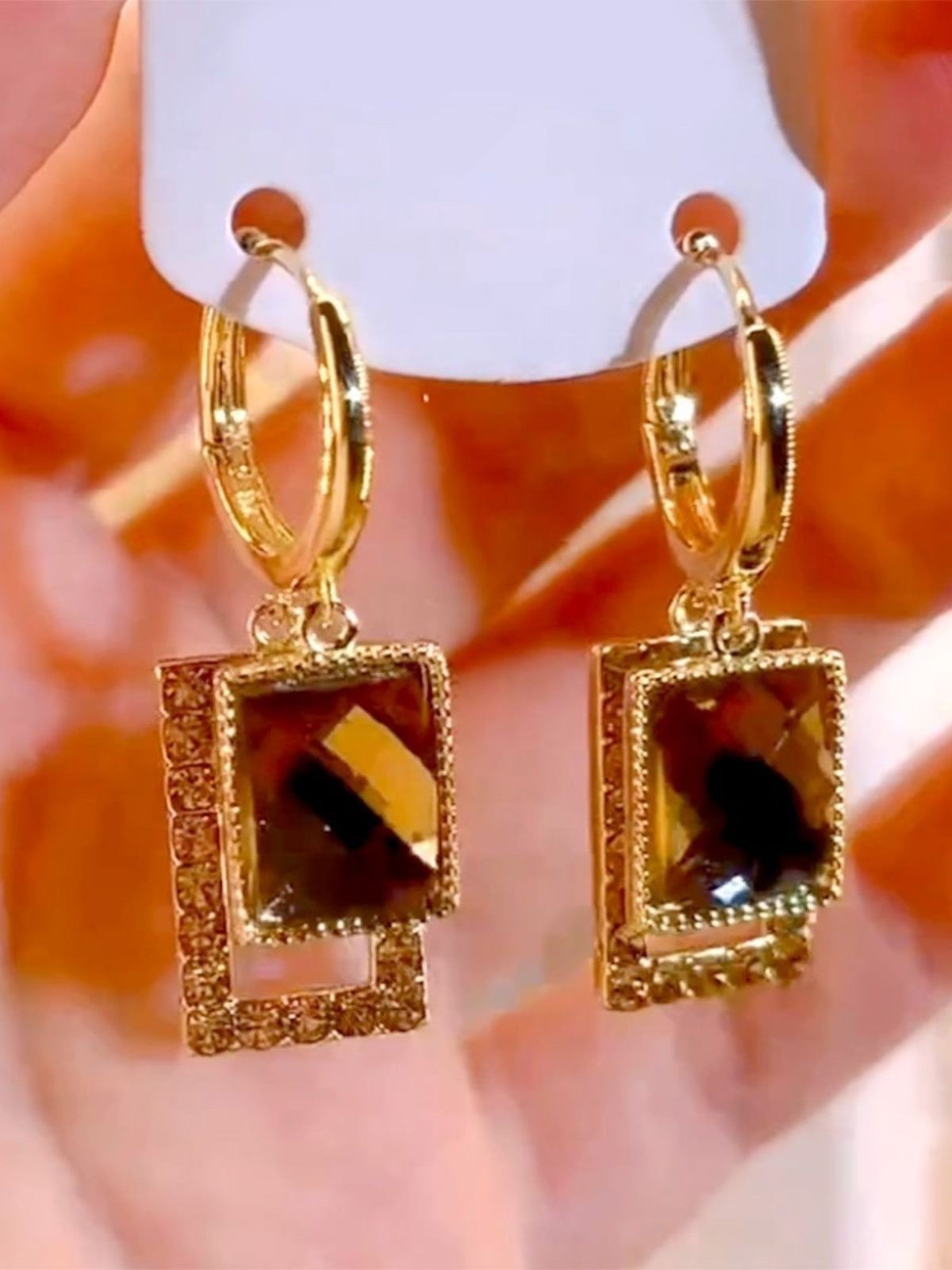 Fashionable And Luxurious Super Sparkling Earrings