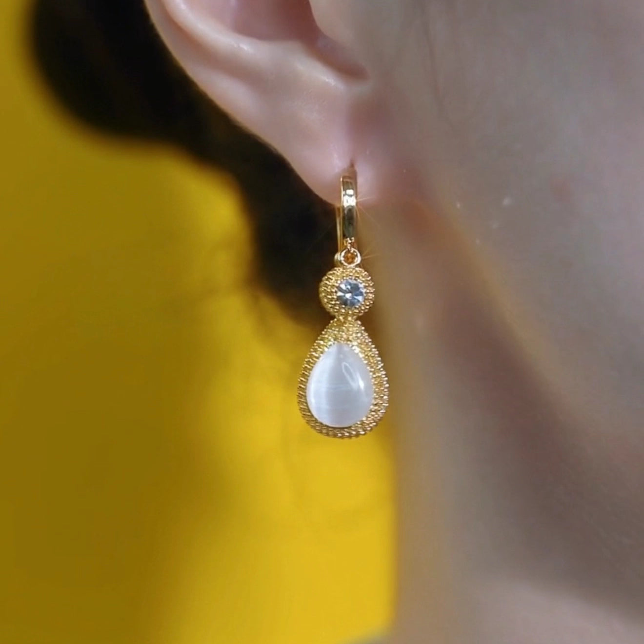 Fashion Cat's Eye Stone Water Drop Earrings For Women