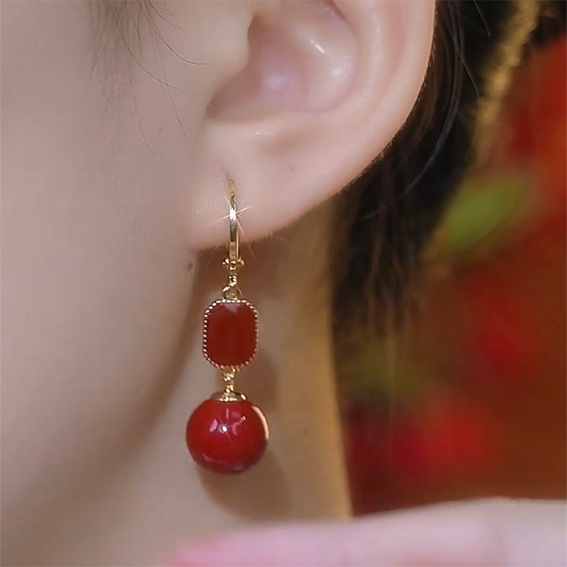 Women's Elegant Red Pearl Earrings Suitable For Winter Wear