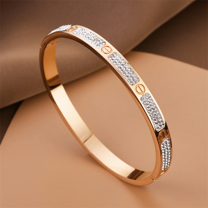Fashionable And Luxurious Popular Non-Fading Women's Bracelet Accessories