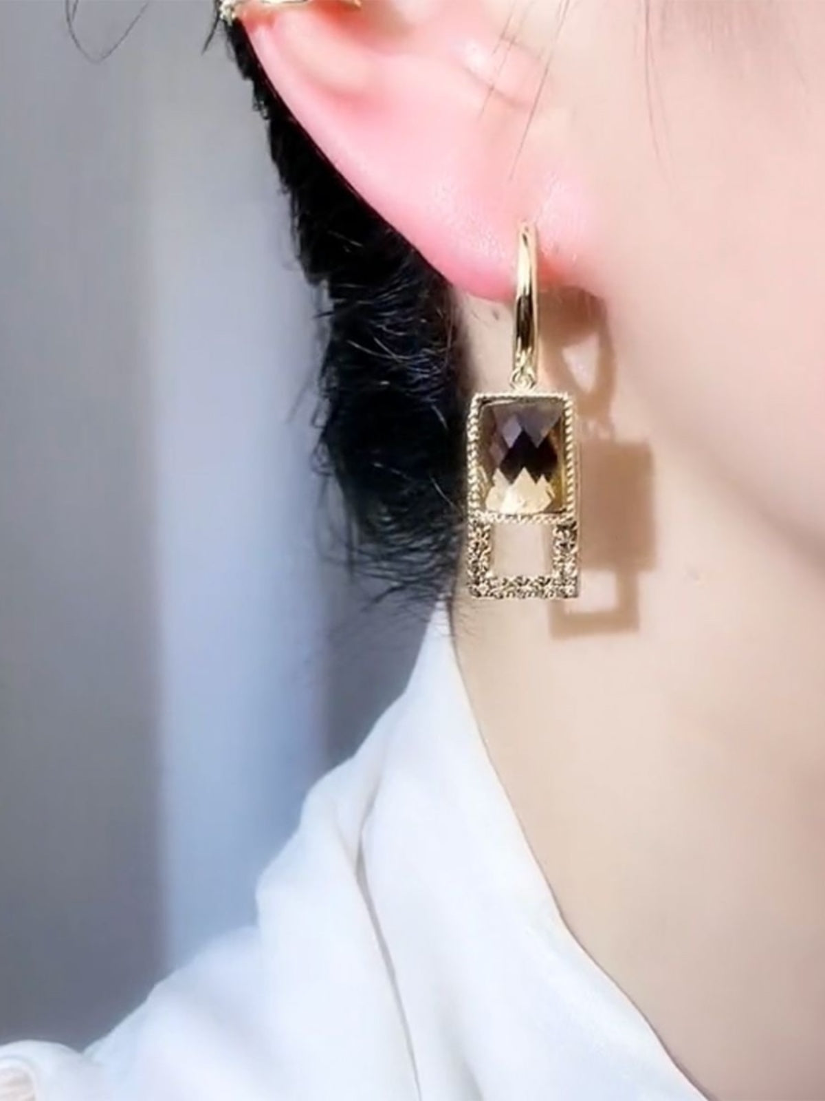 Fashionable And Luxurious Super Sparkling Earrings