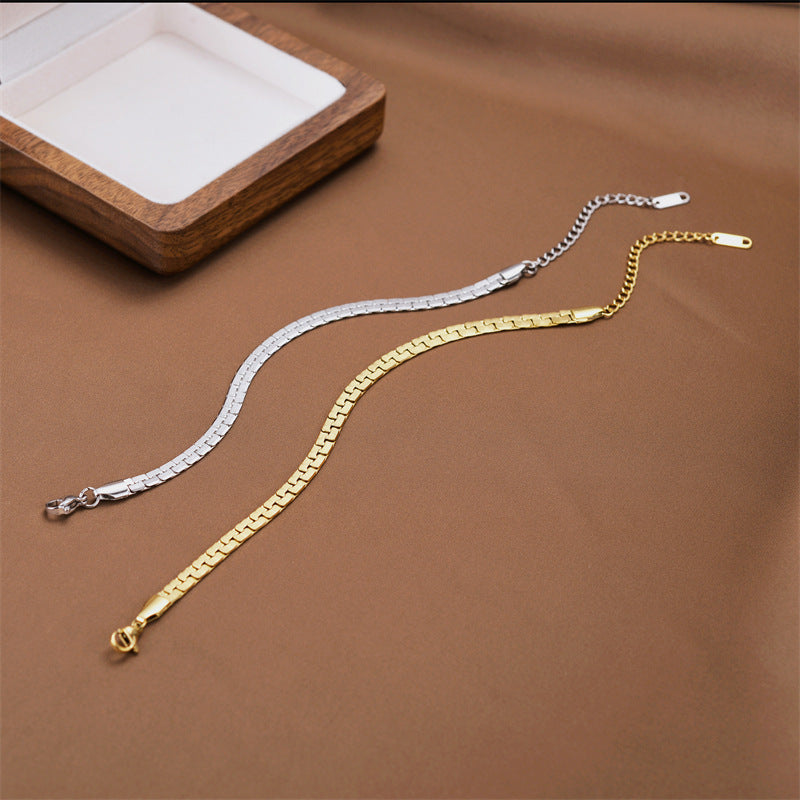 Women's Fashion Trend Simple Light Luxury Style Non-fading Bracelet