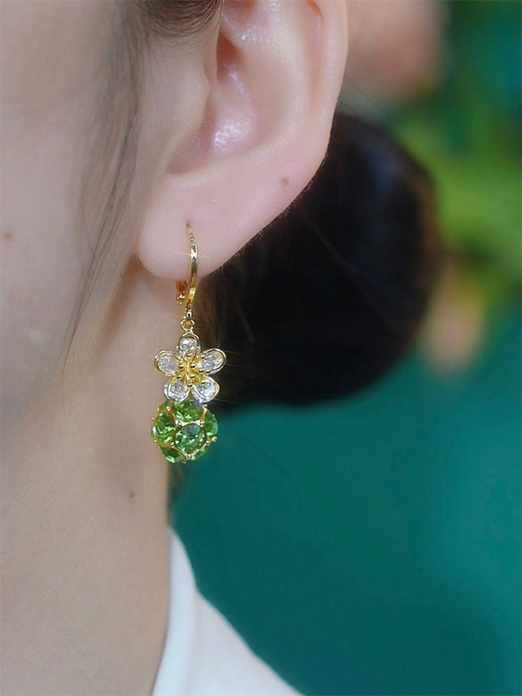 Exquisite Green Diamond Ball Flower Earrings