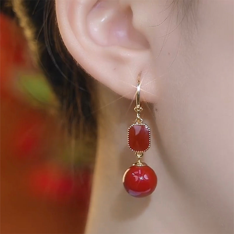 Women's Elegant Red Pearl Earrings Suitable For Winter Wear