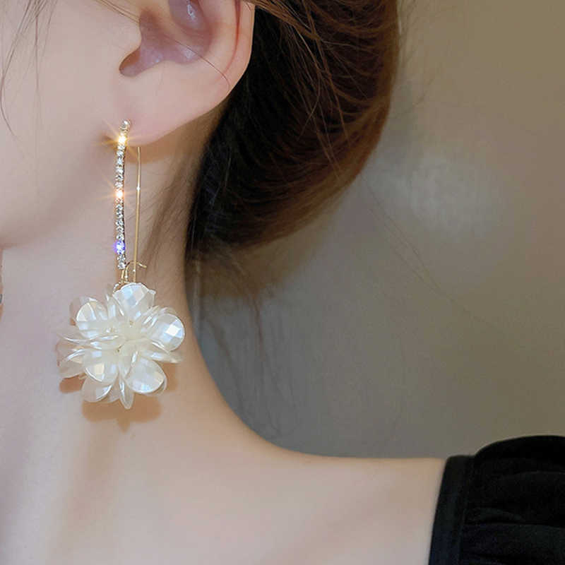 French Diamond Flower Pearl Earrings For Women