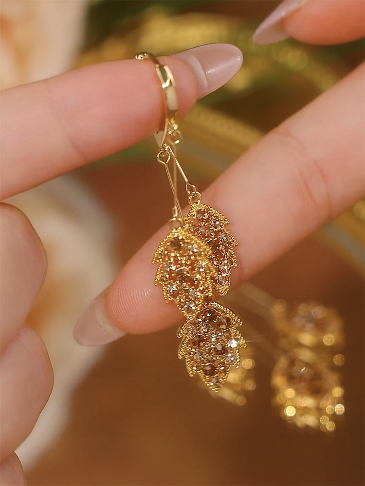 Temperament Long Coffee Color Leaf Earrings Female Accessories