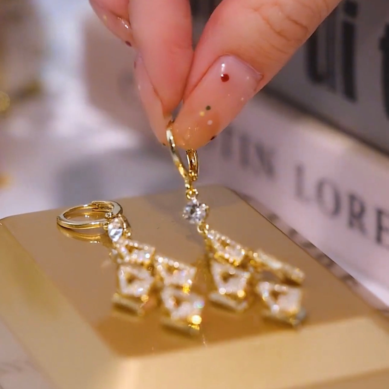 Diamond Earrings Unique Design Leaf Long Earrings for Women