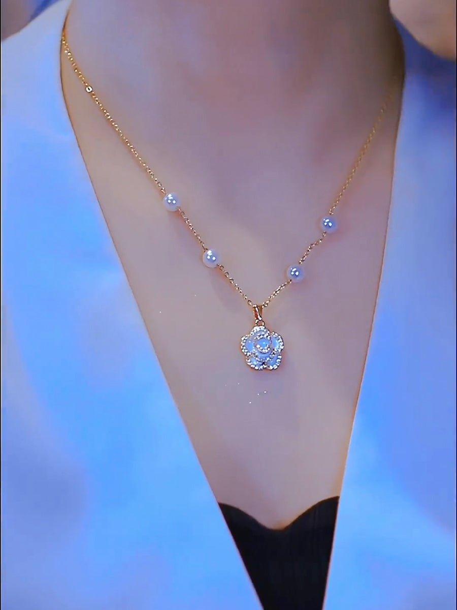 Fashion Personality Camellia Pearl Necklace Female Temperament Clavicle Chain Accessories