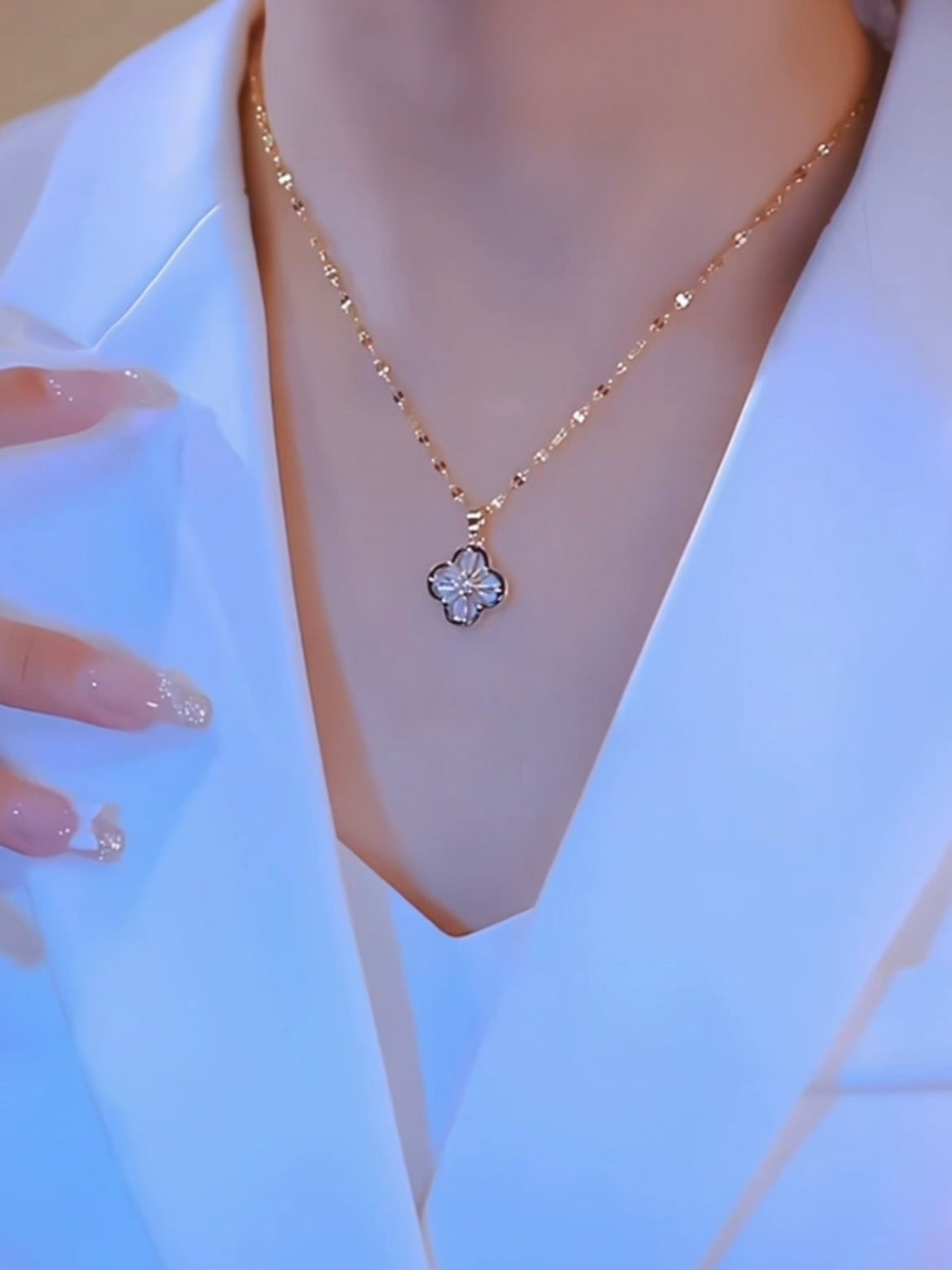 Titanium Steel Elegant Four-leaf Flower Clavicle Necklace Long Sweater Pendant