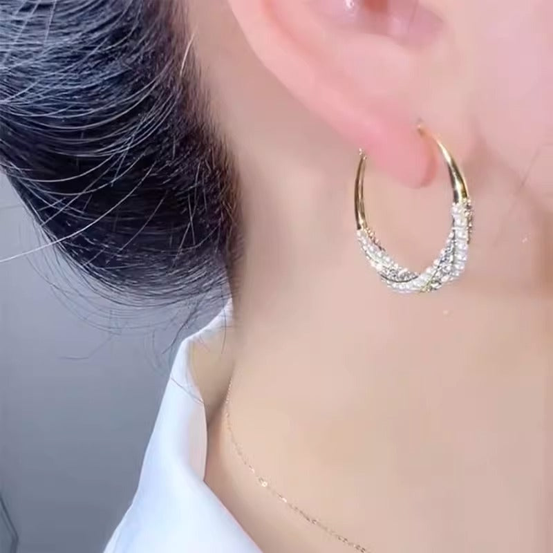 Design Sense Temperament Trendy Circle Pearl Earrings