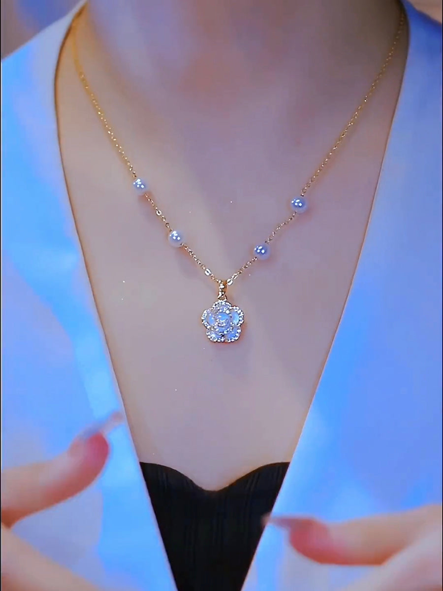 Fashion Personality Camellia Pearl Necklace Female Temperament Clavicle Chain Accessories