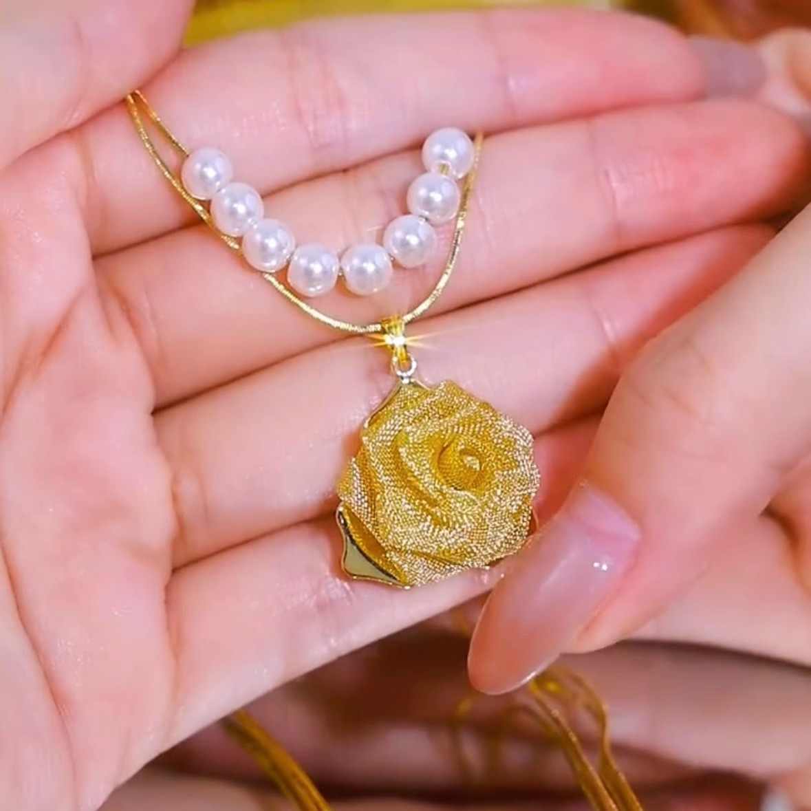 Golden Rose Pearl Necklace Women's Accessories