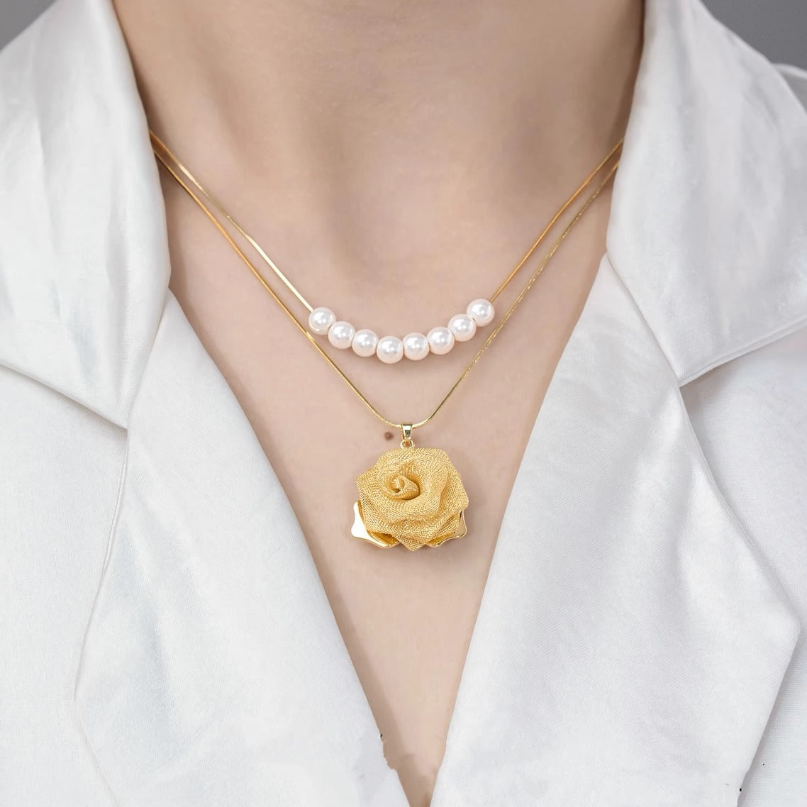 Golden Rose Pearl Necklace Women's Accessories