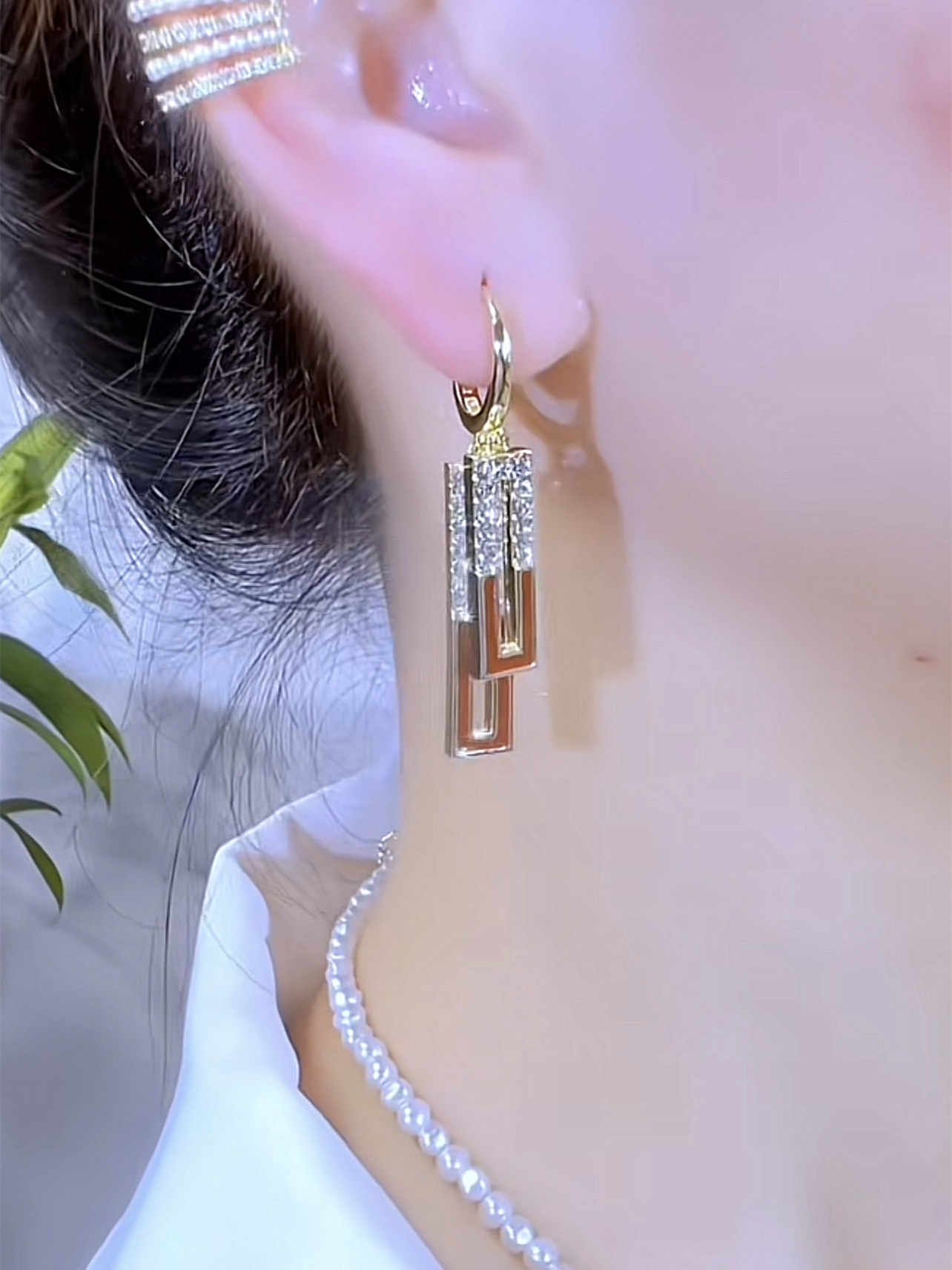 Design Retro Red Glaze Splicing Diamond Geometric Earrings For Women