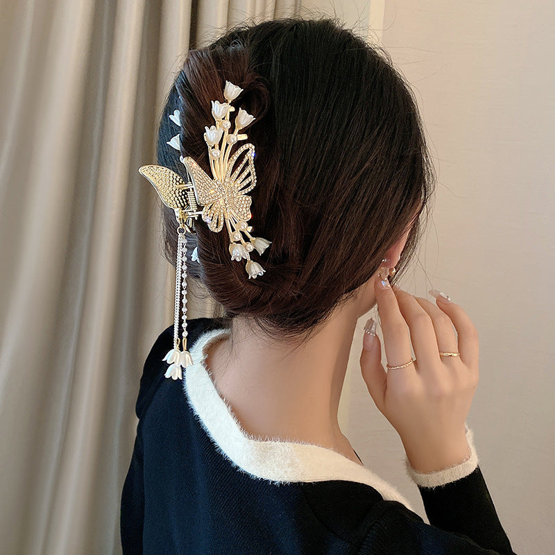 Haarspange mit Schmetterlings- und Blumenquaste für Damen, exquisiter Clip für Frühling und Sommer, großer High-End-Haifischclip