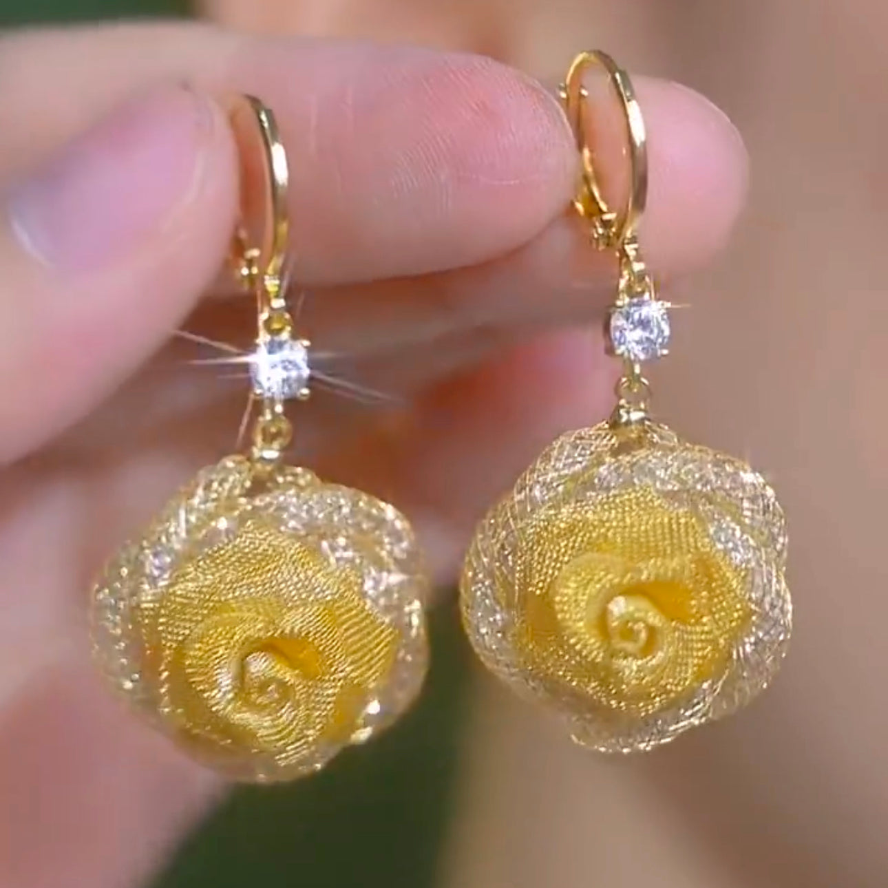 Fashionable And Versatile Rose Earrings For Women