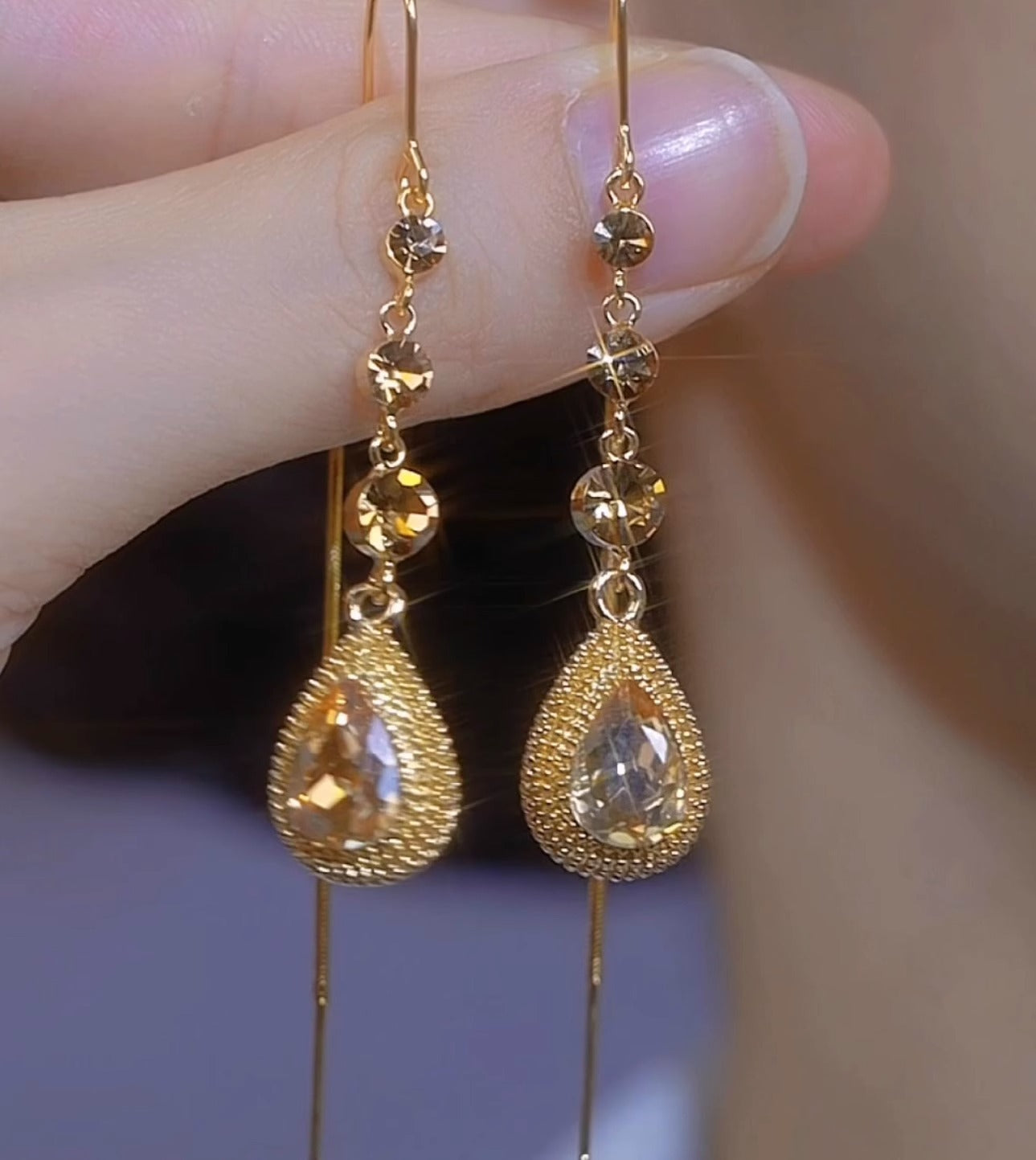 Fashionable Champagne Color Durian Water Drop Earrings For Women
