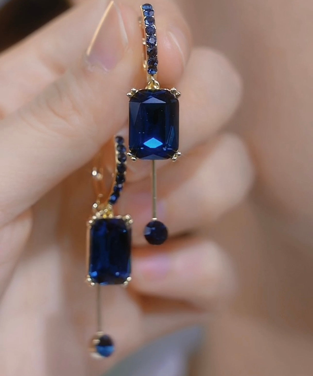 Blue Crystal Tassel Drop Earrings for Women – Elegant Square Design Luxury Dangle Earrings Lightweight Chic Jewelry