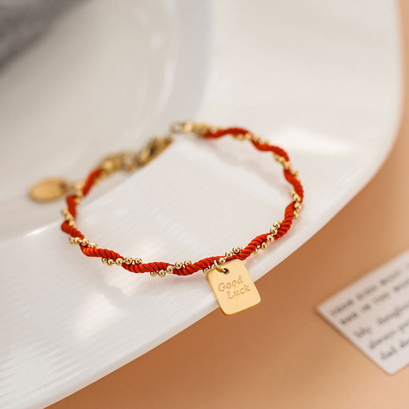 Pulsera trenzada de hilo rojo de buena suerte para mujer