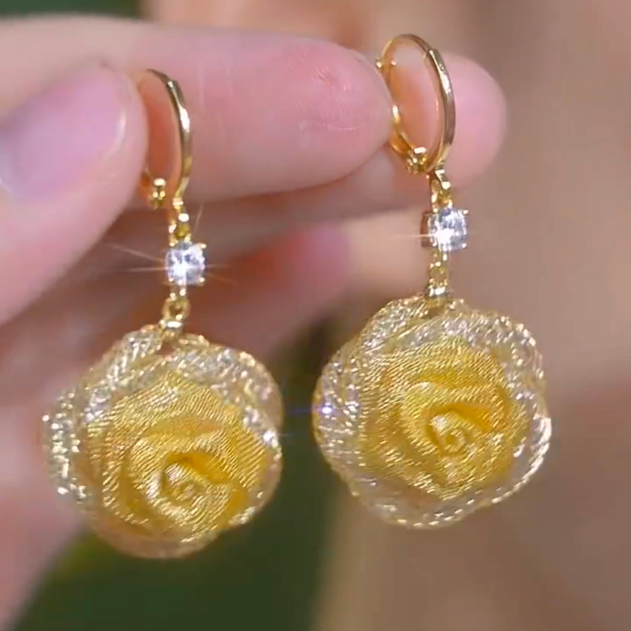 Fashionable And Versatile Rose Earrings For Women