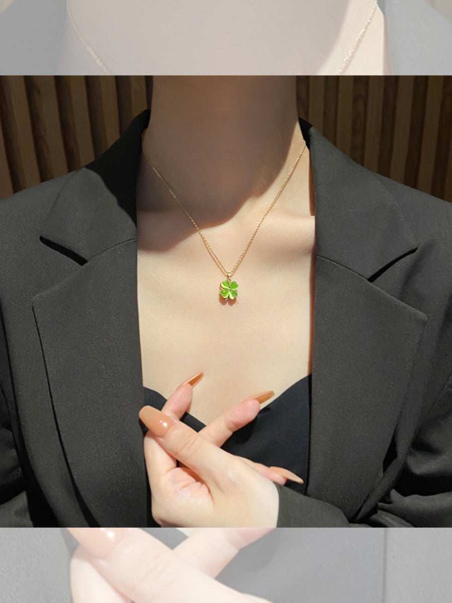 Collar con colgante de cadena de clavícula para mujer con trébol de cuatro hojas y ojo de gato de la suerte