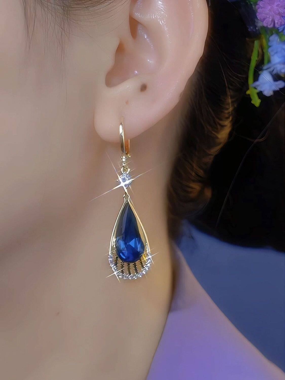 Minimalist Blue Teardrop Earrings for Women – Elegant Fashion Statement Drop Earrings