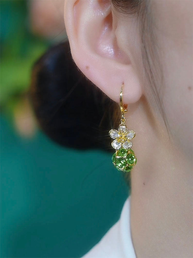 Exquisite Green Diamond Ball Flower Earrings