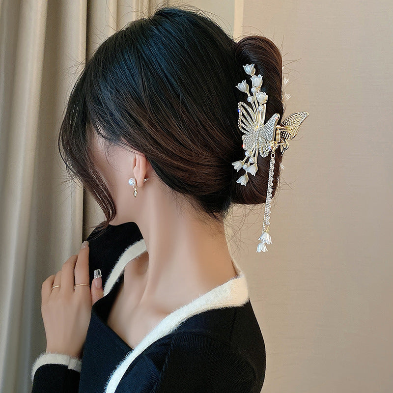 Haarspange mit Schmetterlings- und Blumenquaste für Damen, exquisiter Clip für Frühling und Sommer, großer High-End-Haifischclip