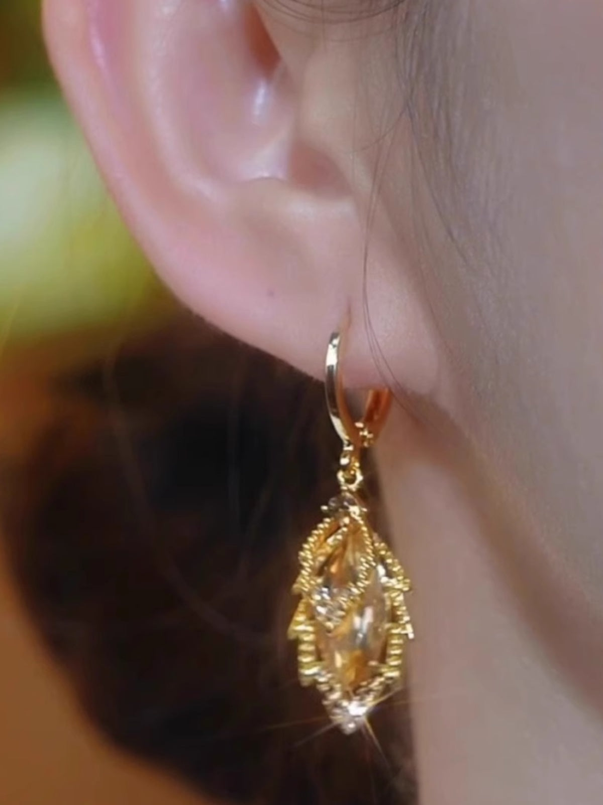 Champagne Maple Leaf Earrings Versatile Women's Accessories