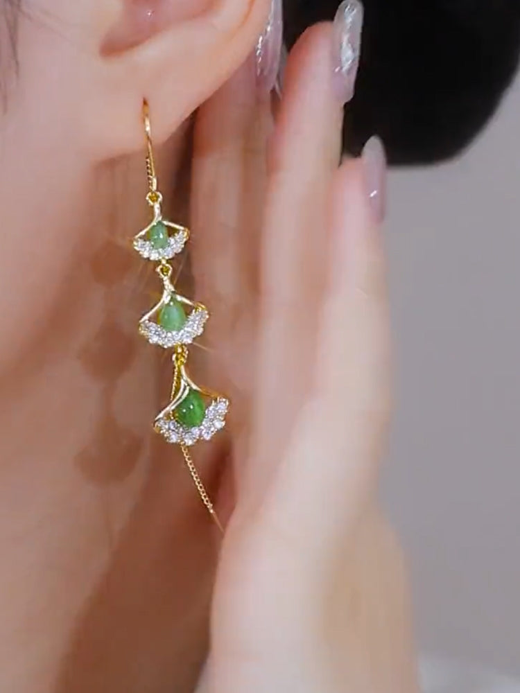 Pendientes de hoja de ginkgo con micropavé de circonitas para mujer
