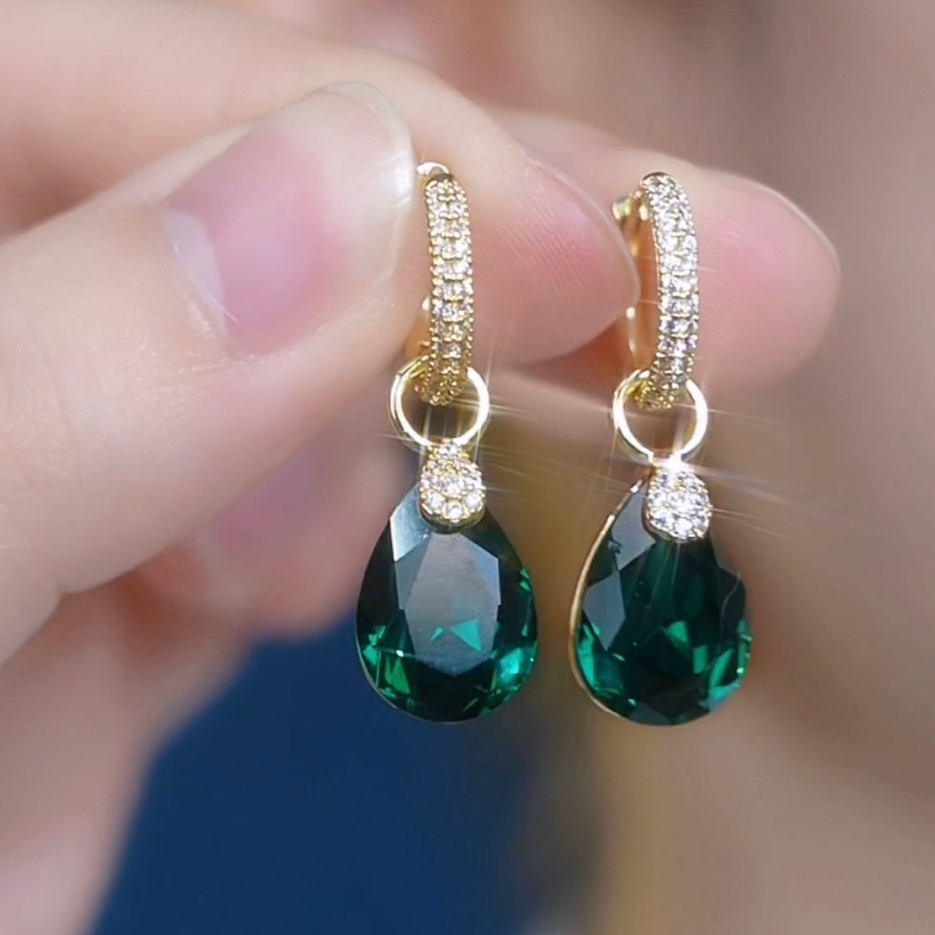Green Zircon Teardrop Drop Earrings – Elegant Luxury Statement Jewelry for Women