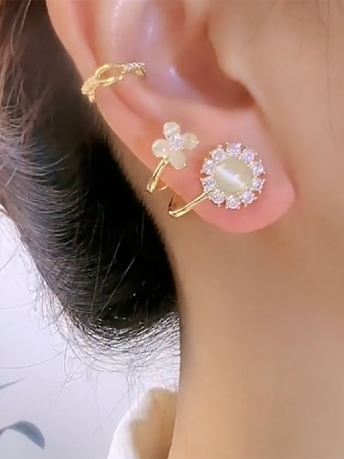 Light Luxury Fashionable And High-end Flower Earrings