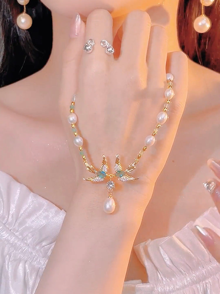 Temperament And High-end Magpie Necklace Pearl Clavicle Chain