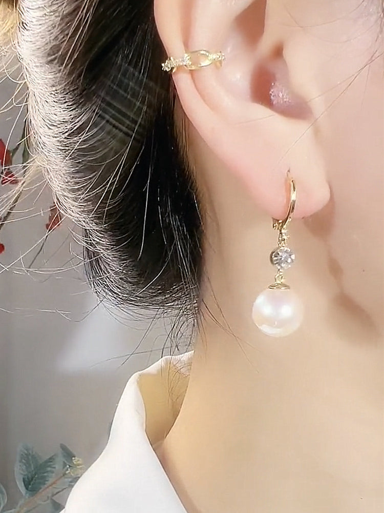 Lange Perlenohrringe Leichte, luxuriöse und modische Ohrringe mit Diamantdesign