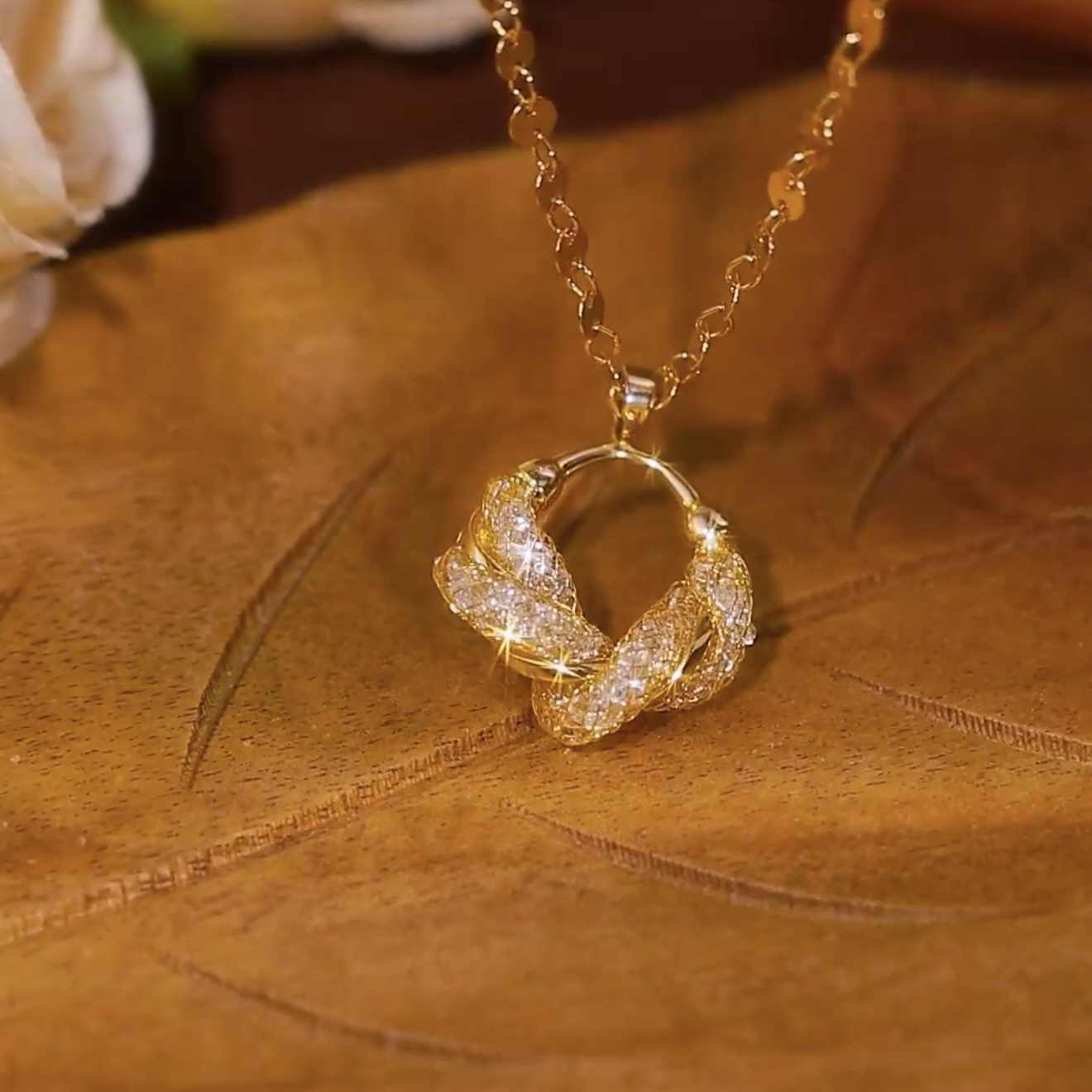 Mesh Necklace for Women Choker Style Versatile Accessory