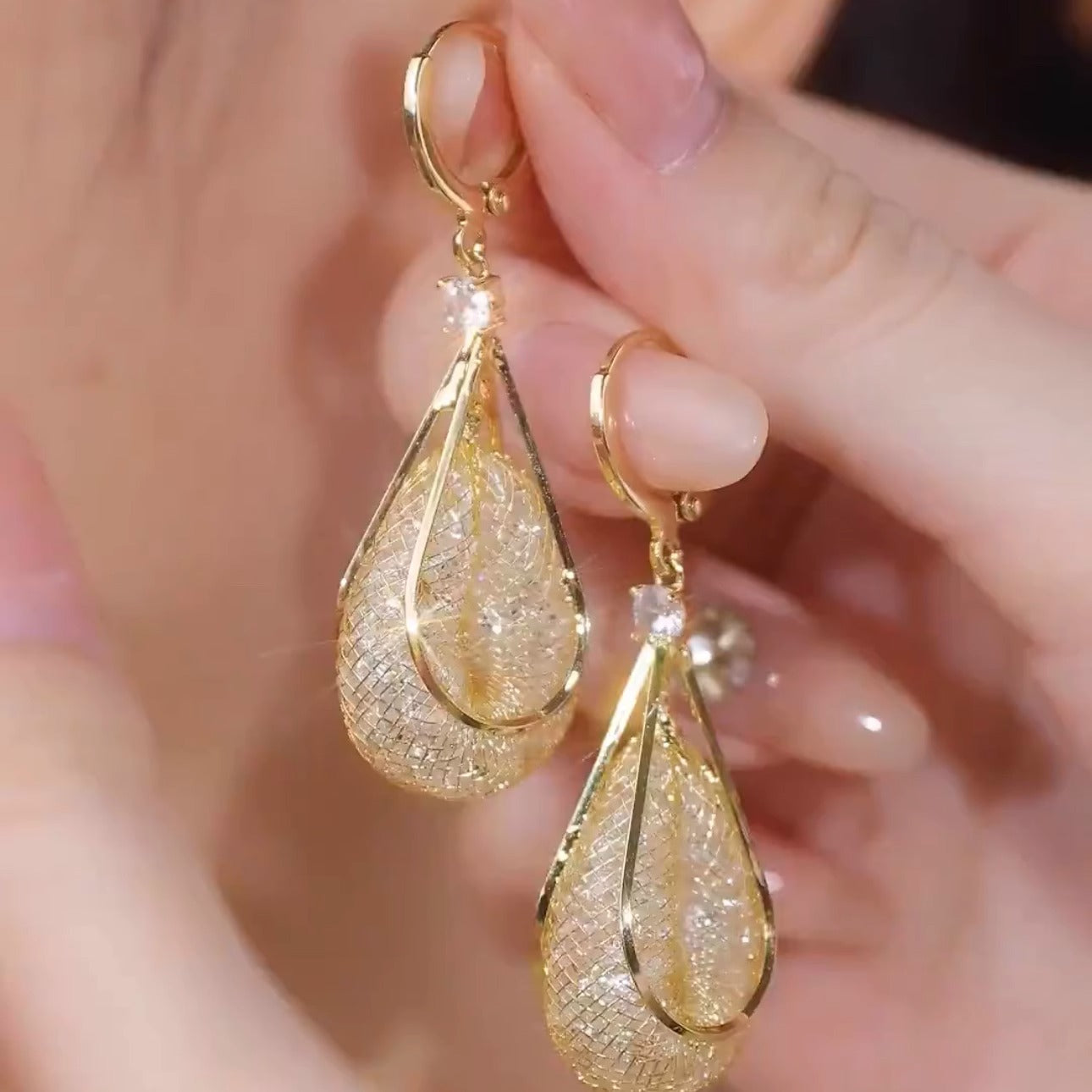 Women's Mesh Geometric Long Tassel Earrings