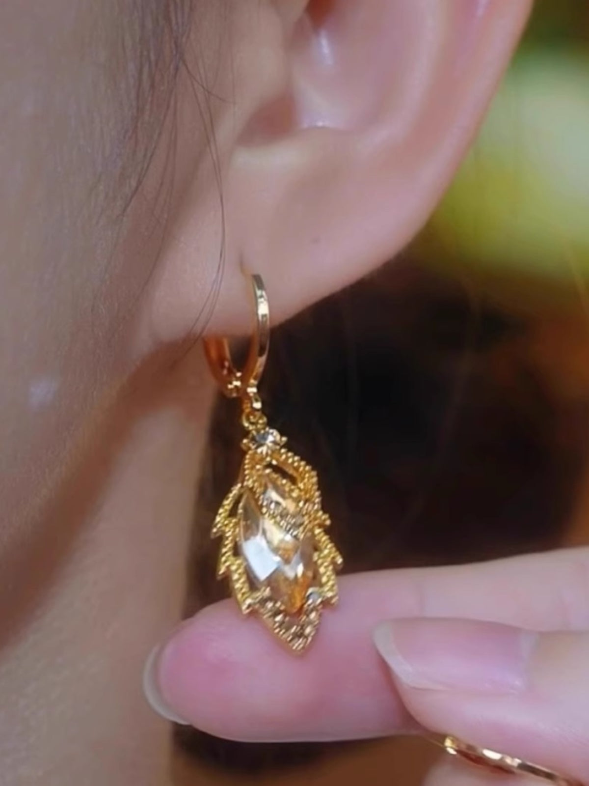 Champagne Maple Leaf Earrings Versatile Women's Accessories