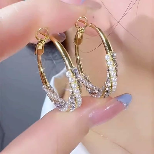Design Sense Temperament Trendy Circle Pearl Earrings