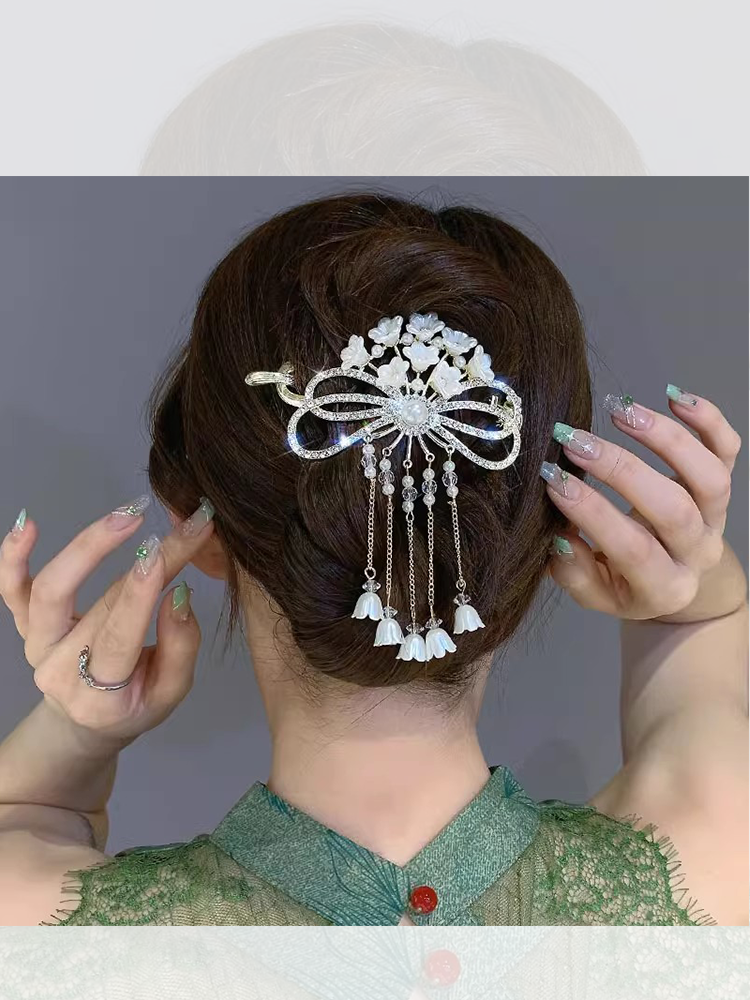Horquilla para el pelo con borlas de lirio de los valles y perlas para mujer