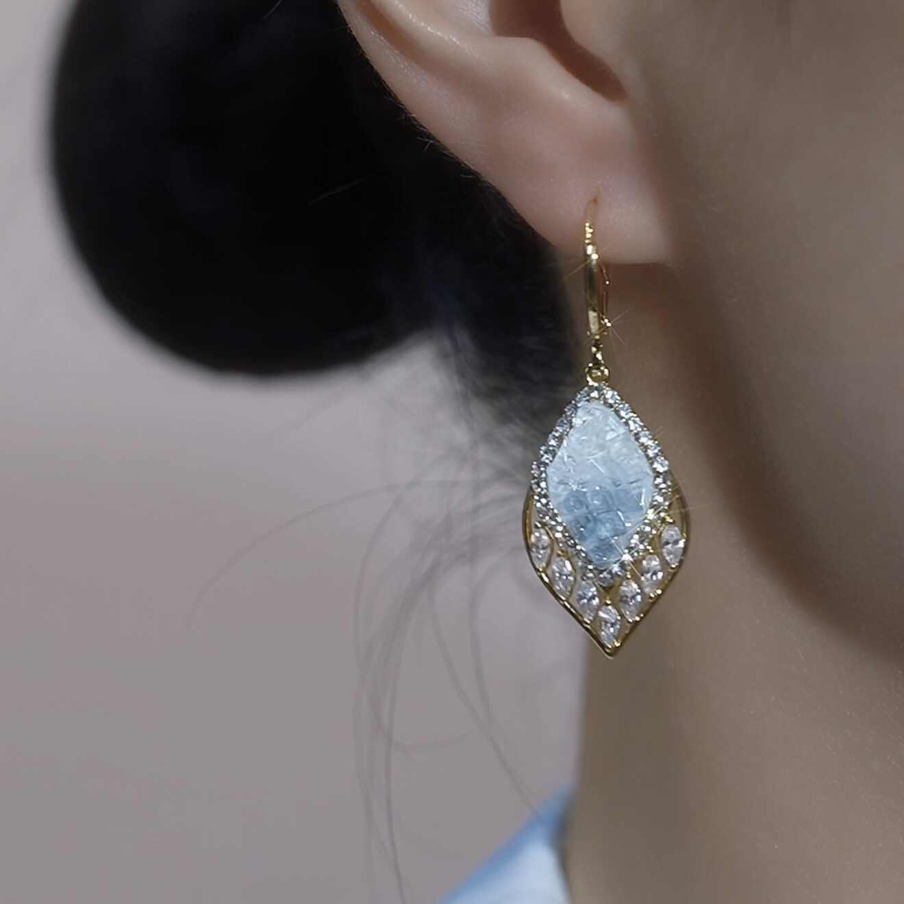 Elegant Gradient Rhinestone Drop Earrings