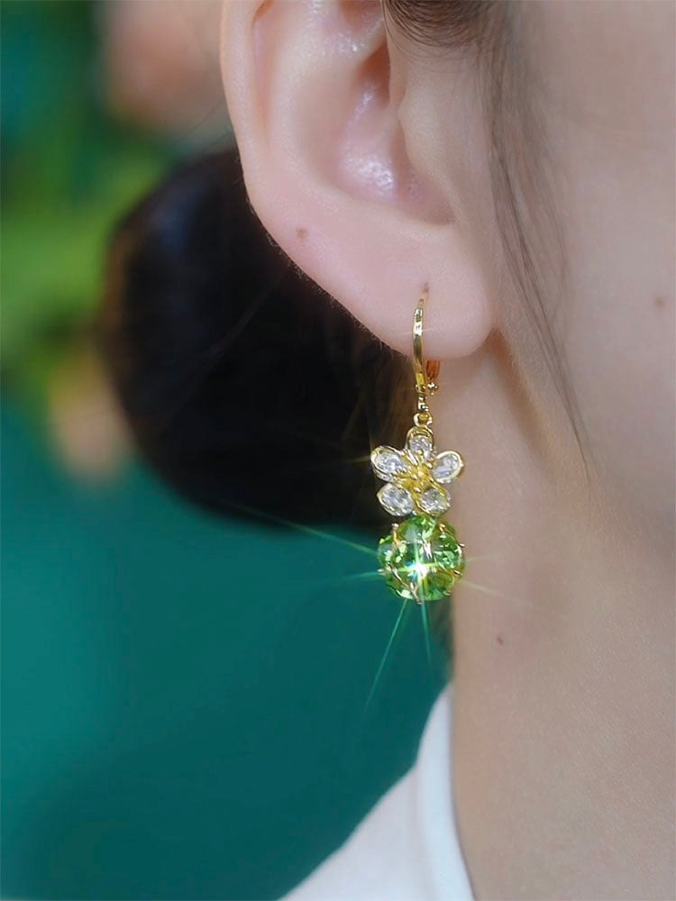 Exquisite Green Diamond Ball Flower Earrings