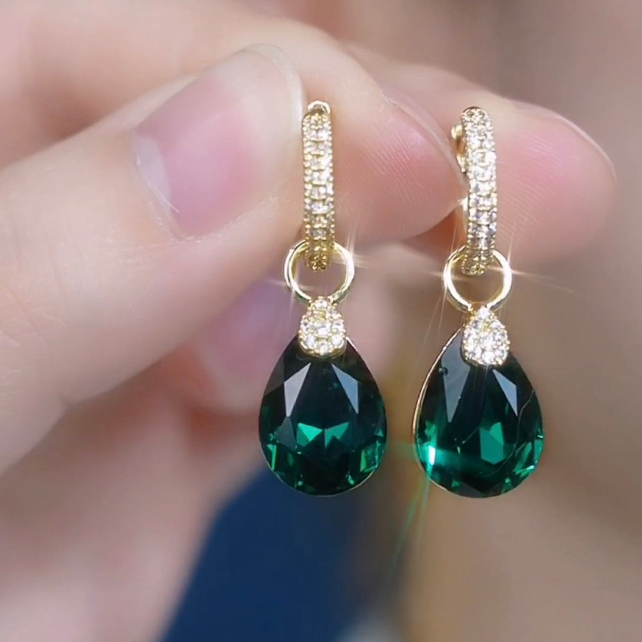 Green Zircon Teardrop Drop Earrings – Elegant Luxury Statement Jewelry for Women