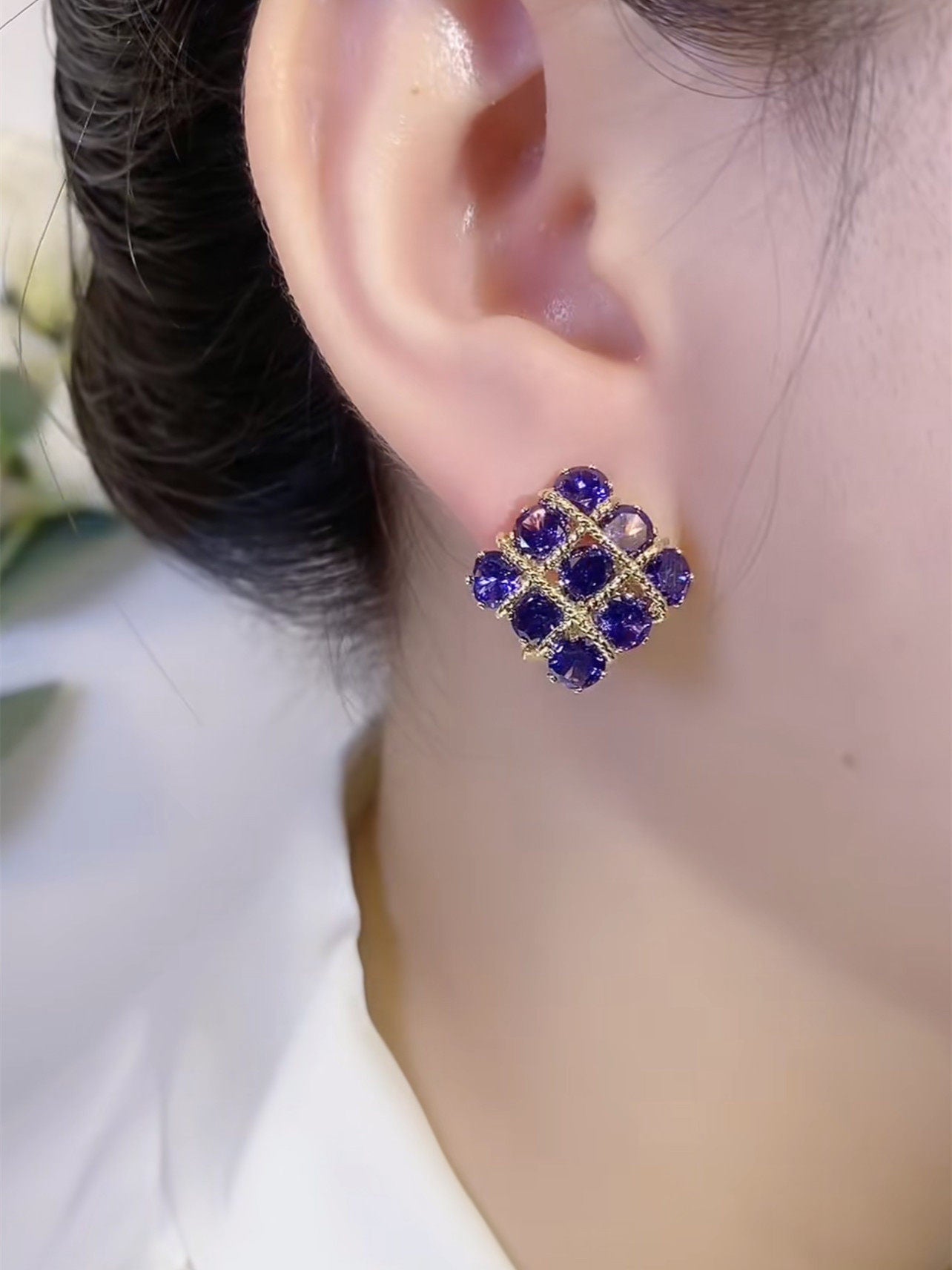 Stylish And Elegant Purple Crystal Flower Earrings