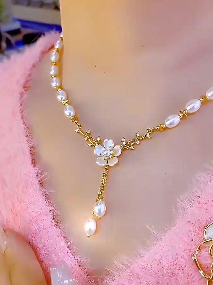 French-style High-end Floral Pearl Long Tassel Clavicle Necklace