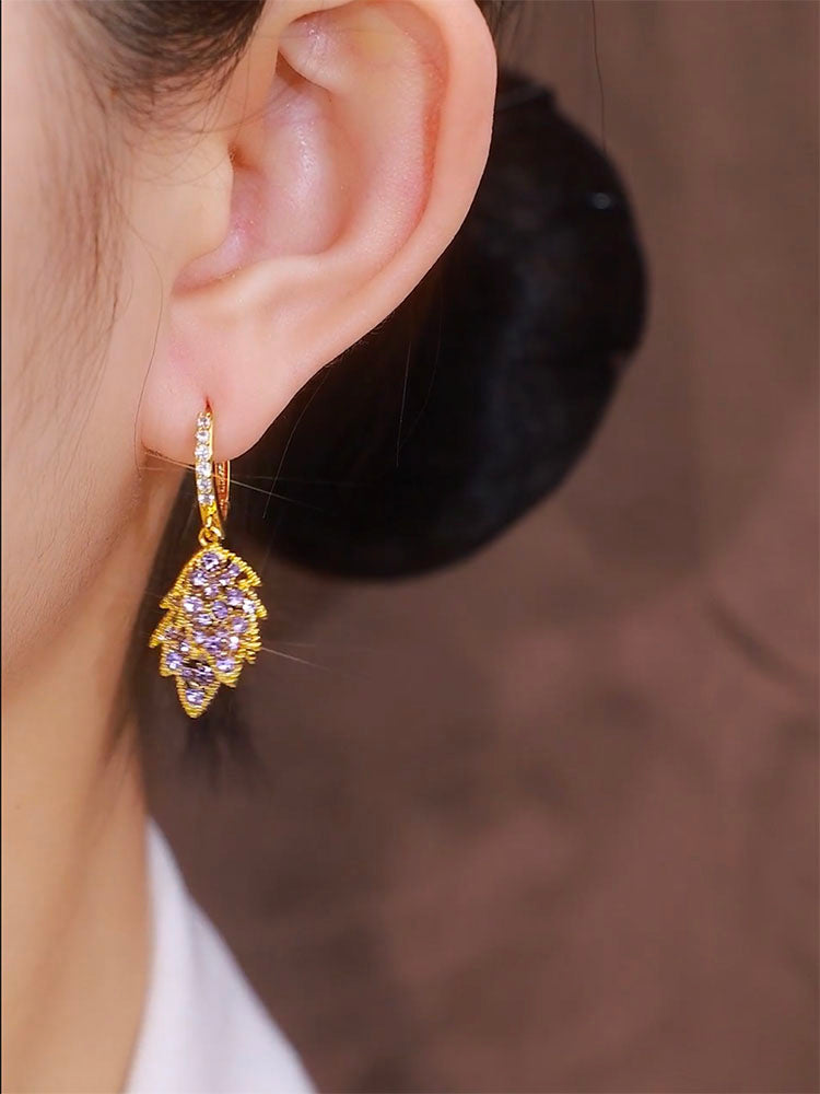 Exquisite And Fashionable Purple Diamond Leaf Earrings