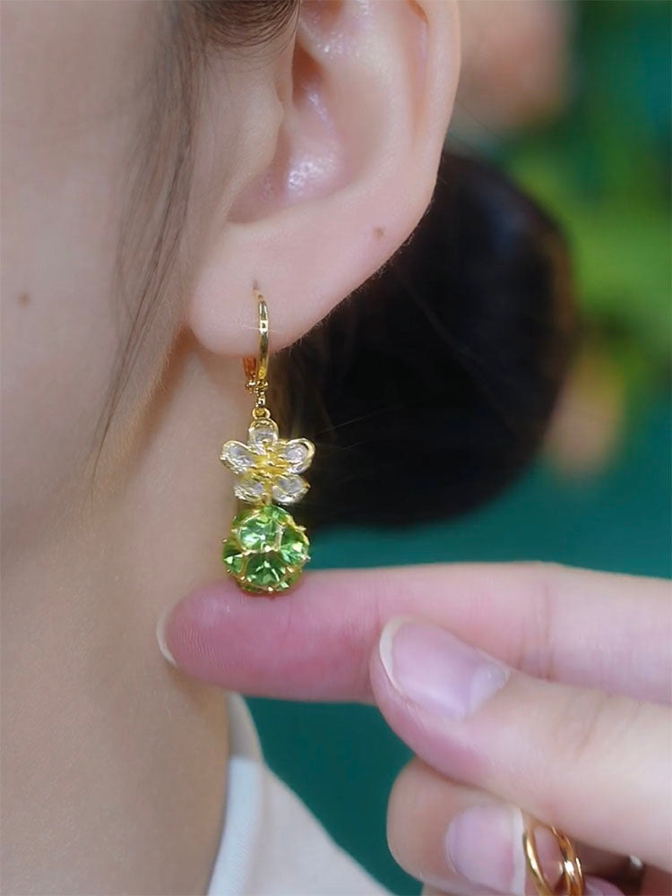 Exquisite Green Diamond Ball Flower Earrings