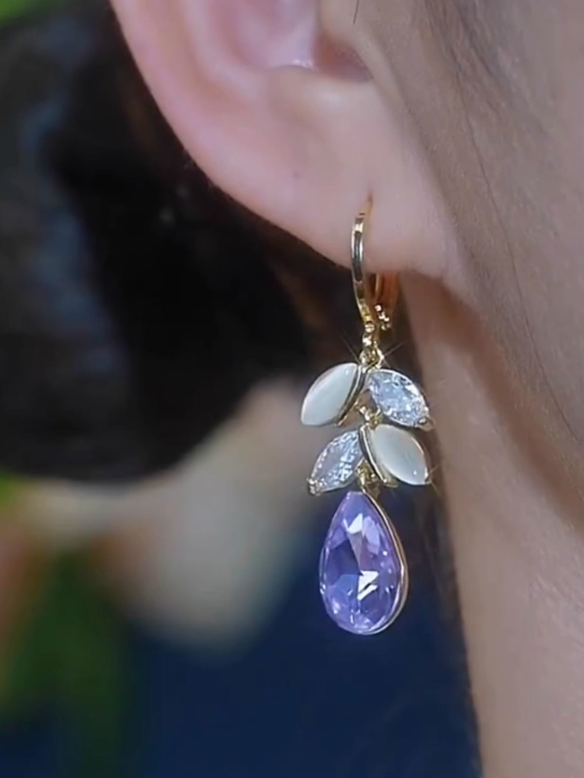 Cat's Eye Leaf Tassel Silver Needle Earrings