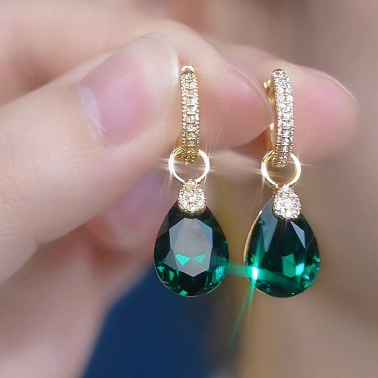 Green Zircon Teardrop Drop Earrings – Elegant Luxury Statement Jewelry for Women